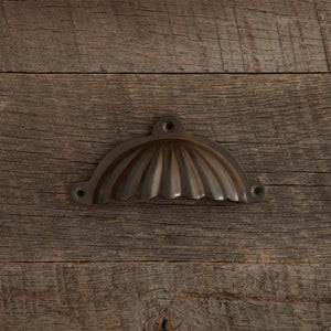 Scalloped Cup Handle